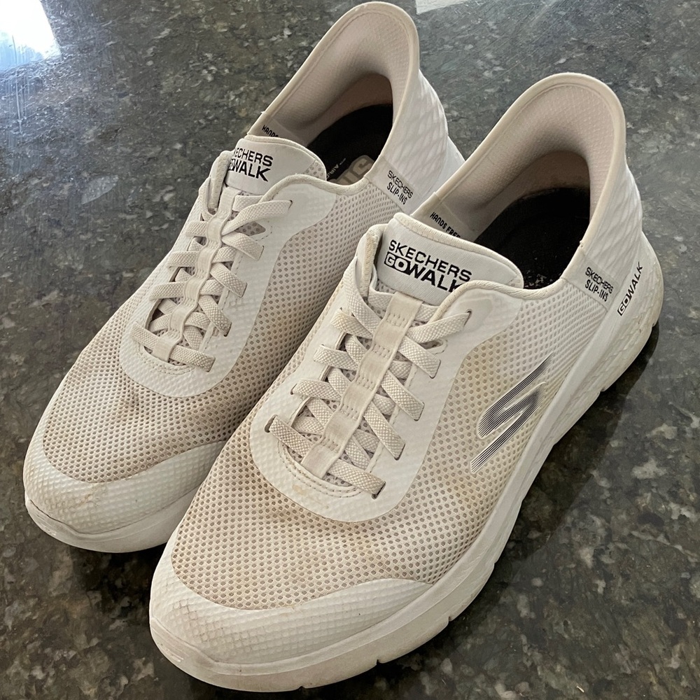 Skechers GOwalk Slip-On Sneakers - Picture 2 of 10